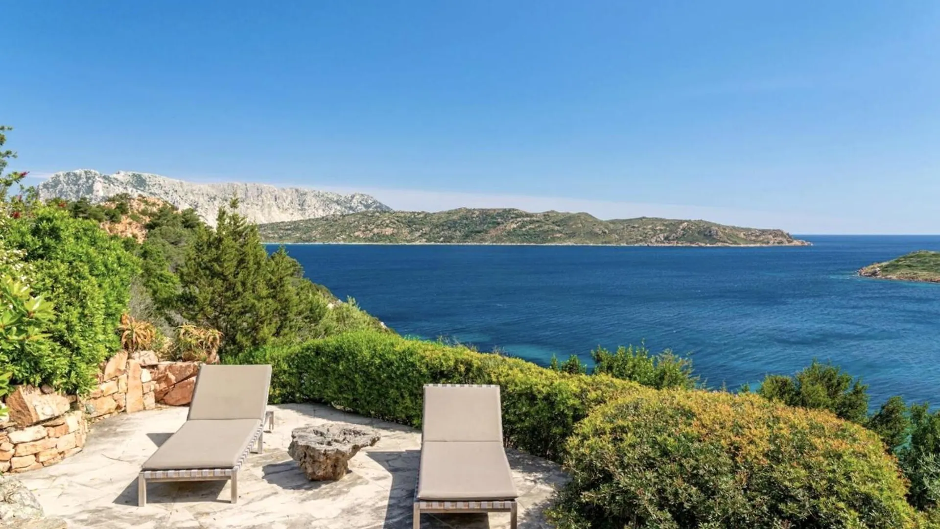 Villa Dominore - Punta Est, Capo Coda Cavallo - San Teodoro